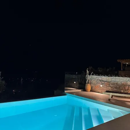 Luxury Ponti Hill Z Widokiem Na Morze * ヴァシリキ