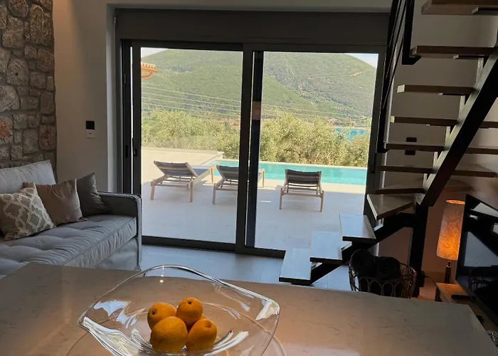 Luxury Ponti Hill Z Widokiem Na Morze Vilă