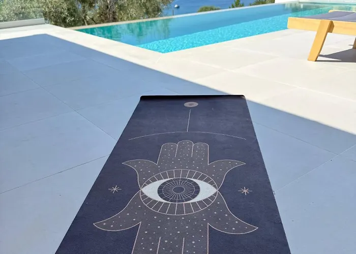 Luxury Ponti Hill Z Widokiem Na Morze Vilă