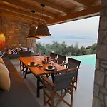 Luxury Ponti Hill Z Widokiem Na Morze Vilă